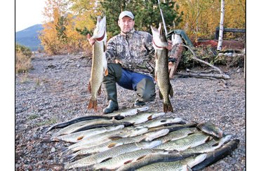 Республика Тува. Верхний Енисей и притоки.. Фото 11460.